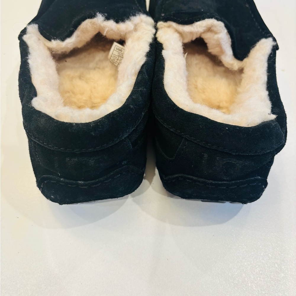 UGG Men’s Ascot Slippers in Black suede with UGGplush wool lining size 12 - Picture 4 of 8